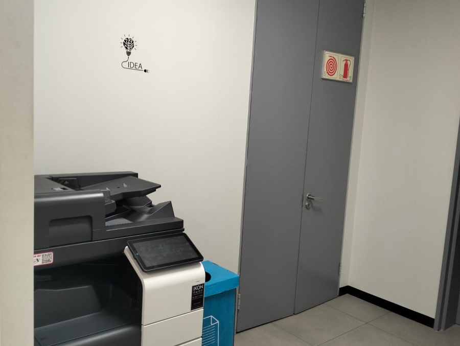 Commercial Property for Sale in Plattekloof Western Cape